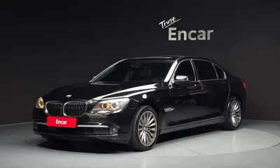 BMW 7-Series · 2011 год