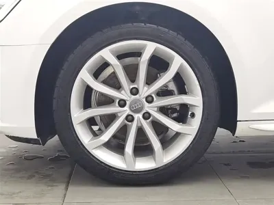 Audi A4L 2018, 86199 км, за 77900 CNY - фото 17