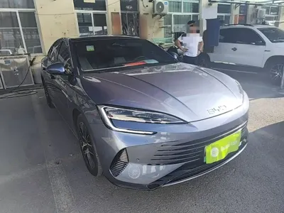 BYD Seal 2023, 14500 км, за 99400 CNY