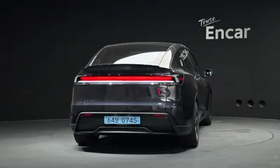 Tesla Model Y 2026, 16 км, за 73900000 KRW