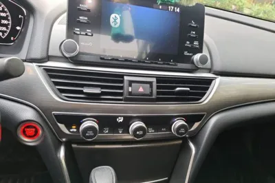 Honda Accord 2018, 64300 км, за 86304.13 CNY - фото 13