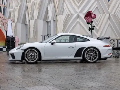 Porsche 911 2019, 41400 км, за 1628000 CNY - фото 7