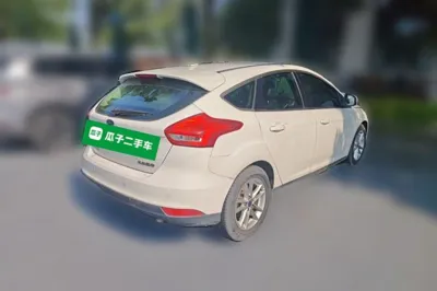 Ford Focus 2015, 69700 км, за 39645.76 CNY