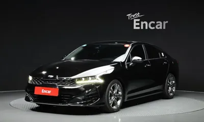 Kia K5 · 2021 год