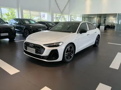 Audi 奥迪A5L · 0 год