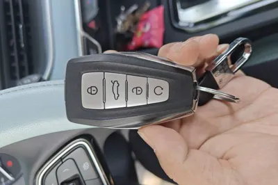 Geely Auto Emgrand S 2022, 1800 км, за 78190.24 CNY - фото 17