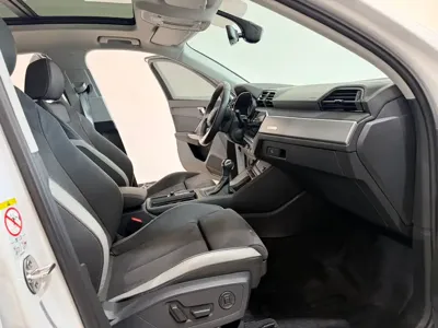 Audi Q3 2023, 10000 км, за 171000 CNY - фото 10