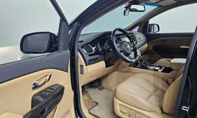 Kia Canival 2016, 141074 км, за 11900000 KRW - фото 10