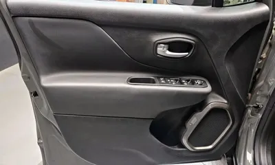 Jeep Renegade 2021, 89438 км, за 14300000 KRW - фото 24