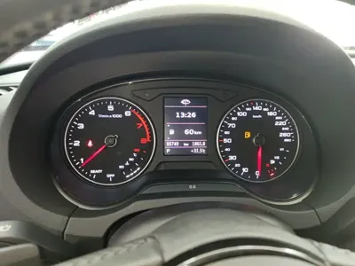 Audi A3 2018, 80700 км, за 53200 CNY - фото 12
