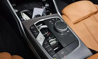 BMW 3-Series 2025, 8836 км, за 50990000 KRW - фото 9