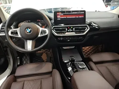 BMW X3 2022, 59600 км, за 167300 CNY - фото 10
