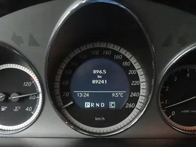 Mercedes-Benz C-Class 2010, 89228 км, за 4000000 KRW - фото 9
