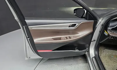 Hyundai Grandeur 2020, 93470 км, за 19300000 KRW - фото 24