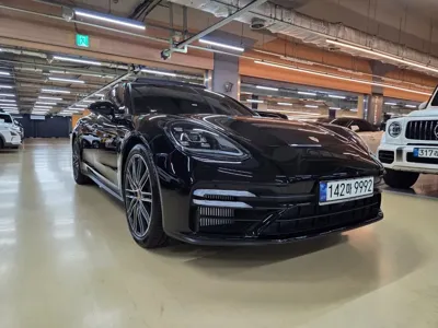 Porsche Panamera 2023, 12000 км, за 139500000 KRW