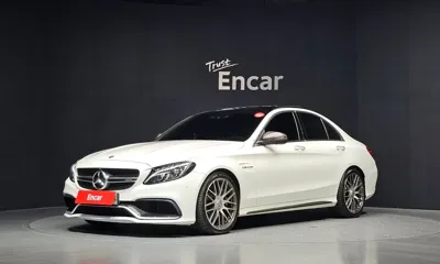 Mercedes-Benz C-Class · 2018 год