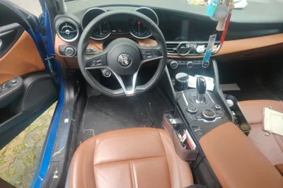 Alfa Romeo Giulia 2017, 80100 км, за 87804.17 CNY - фото 7