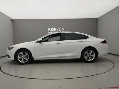 Buick Regal 2019, 79400 км, за 49800 CNY - фото 8