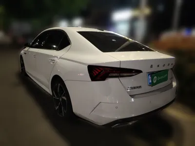 Skoda Octavia 2022, 80000 км, за 93264.79 CNY - фото 4