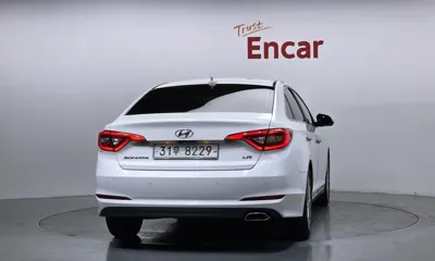 Hyundai Sonata 2015, 195602 км, за 8300000 KRW - фото 4