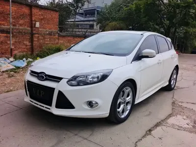 Ford Focus 2014, 60000 км, за 26800 CNY - фото 1