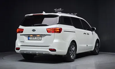 Kia Canival 2019, 181331 км, за 10900000 KRW