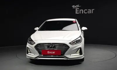 Hyundai Sonata 2018, 191205 км, за 9000000 KRW