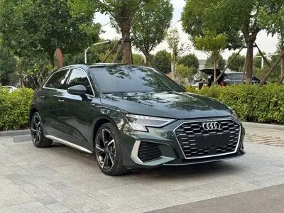 Audi A3 2023, 9000 км, за 168800 CNY