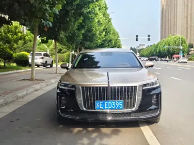 Hongqi Hongqi H9 2021, 61000 км, за 129800 CNY