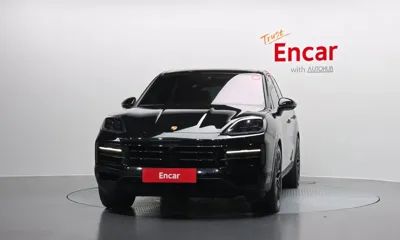 Porsche Cayenne 2024, 27718 км, за 132000000 KRW