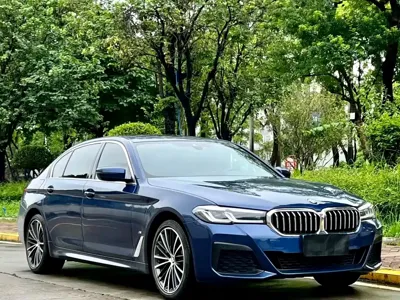 BMW 5 Series 2021, 50000 км, за 159800 CNY