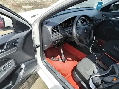 Volkswagen Lavida 2022, 53200 км, за 44800 CNY - фото 12
