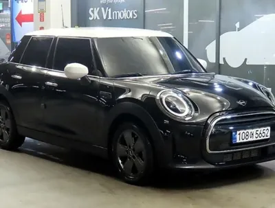 MINI Cooper · 2023 год