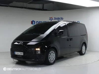 Hyundai Staria · 2022 год