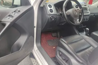 Volkswagen Tiguan 2015, 73400 км, за 41311.26 CNY - фото 16