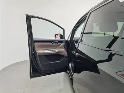 GAC Motor 传祺E8 PHEV 2024, 59800 км, за 132900 CNY - фото 8