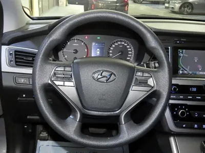 Hyundai Sonata 2016, 215251 км, за 3900000 KRW - фото 8