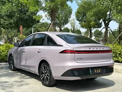 Roewe 荣威D6 2025, 6000 км, за 68800 CNY - фото 7