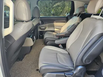 Kia Canival 2025, 21000 км, за 29360000 KRW - фото 8