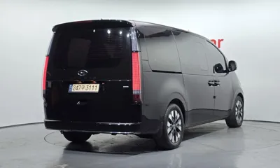 Hyundai Staria 2023, 68001 км, за 33000000 KRW