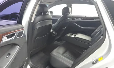 Hyundai Genesis 2016, 171781 км, за 9500000 KRW - фото 12