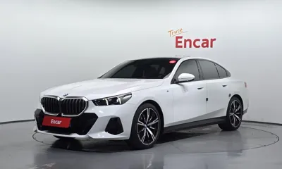 BMW 5-Series · 2025 год
