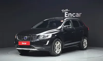 Volvo XC60 · 2015 год