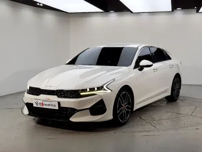 Kia K5 · 2023 год