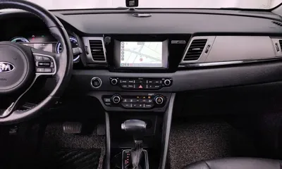 Kia Niro 2018, 124321 км, за 9800000 KRW - фото 14