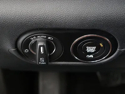 Maserati Levante 2019, 93422 км, за 35490000 KRW - фото 11