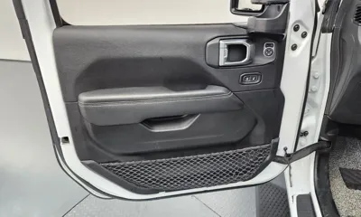 Jeep Wrangler 2020, 131472 км, за 32500000 KRW - фото 24