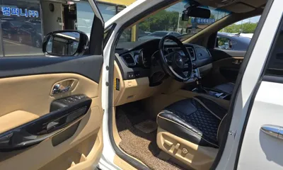 Kia Canival 2018, 88038 км, за 18990000 KRW - фото 10