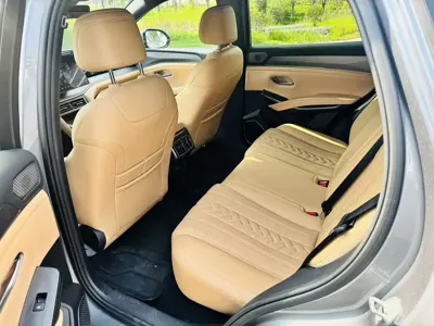 BYD L DM-i 2025, 4800 км, за 111800 CNY - фото 6