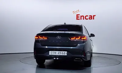 Hyundai Sonata 2019, 124947 км, за 12000000 KRW